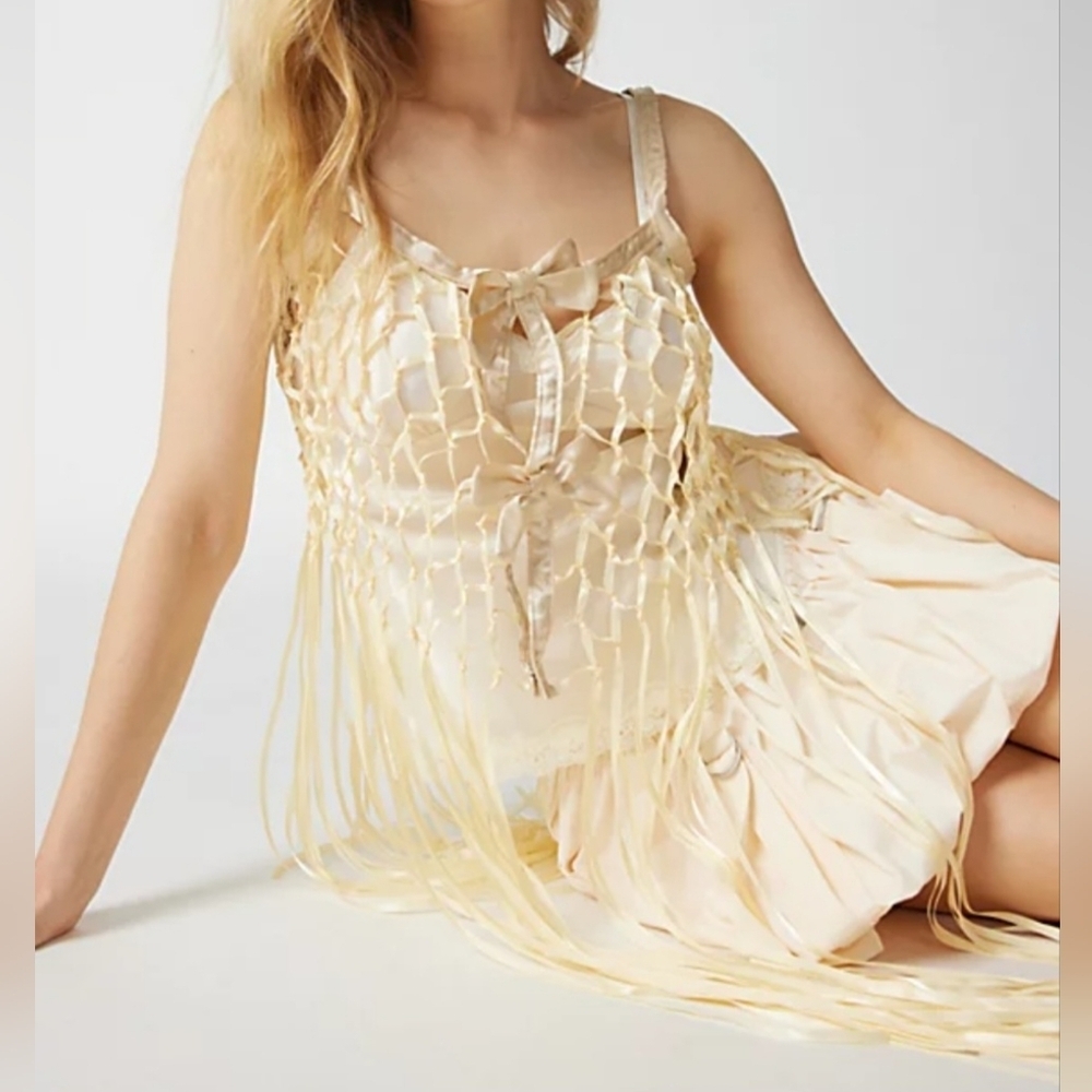 Urban Outfitters Ribbon Bow Fringe Top Cream Set of 2 NWT